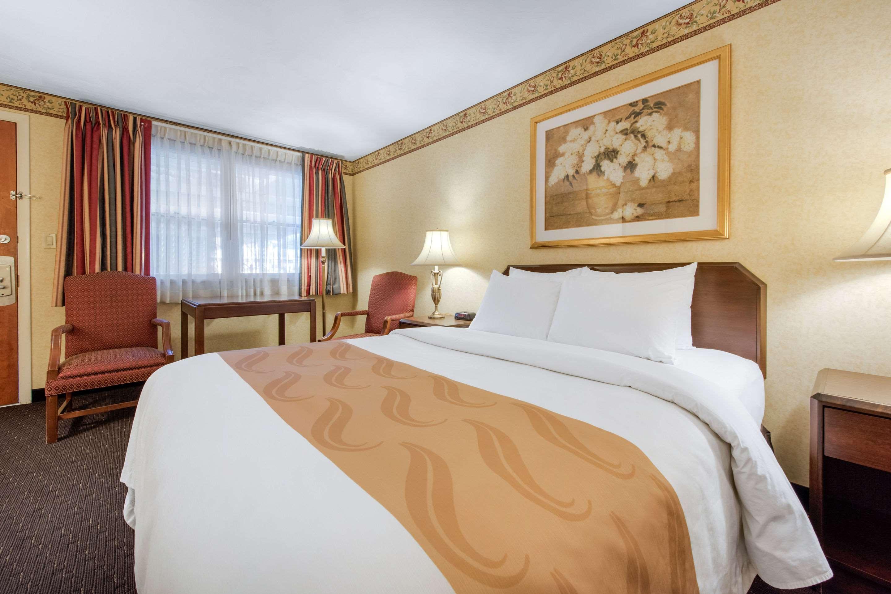 Hotel Quality Breeze Manor