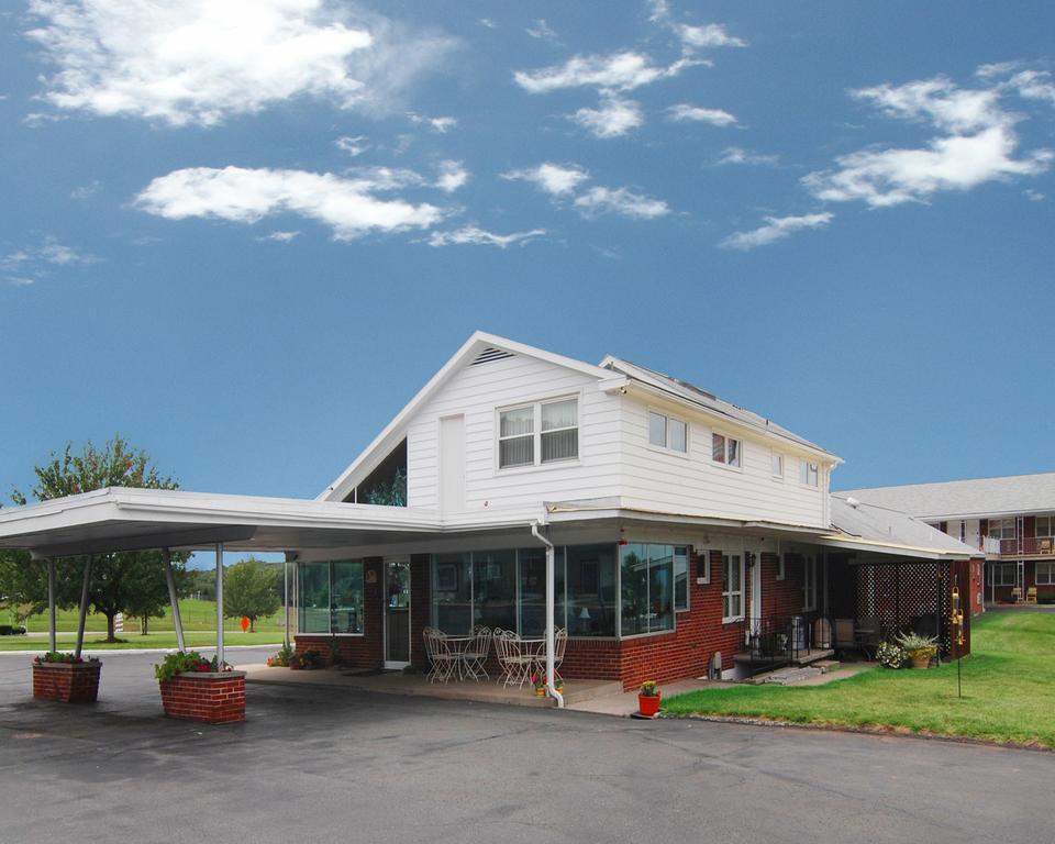 Quality Breeze Manor 2* Breezewood