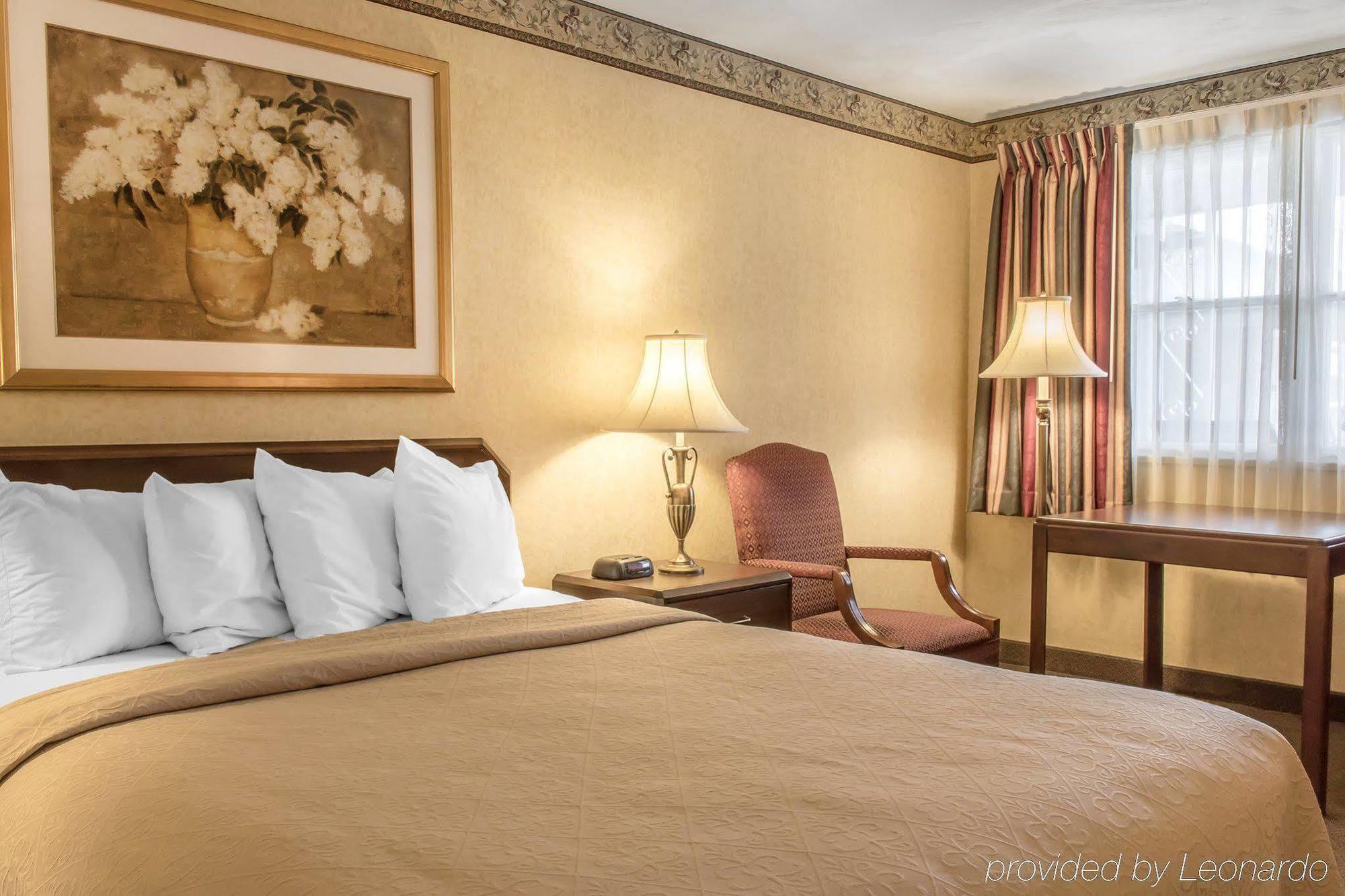 Hotel Quality Breeze Manor 2*